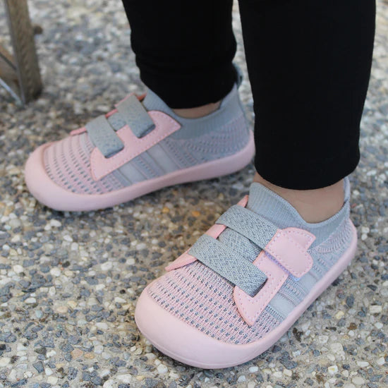FlexiFeet™ | Ademend, flexibele sokschoenen voor kinderen